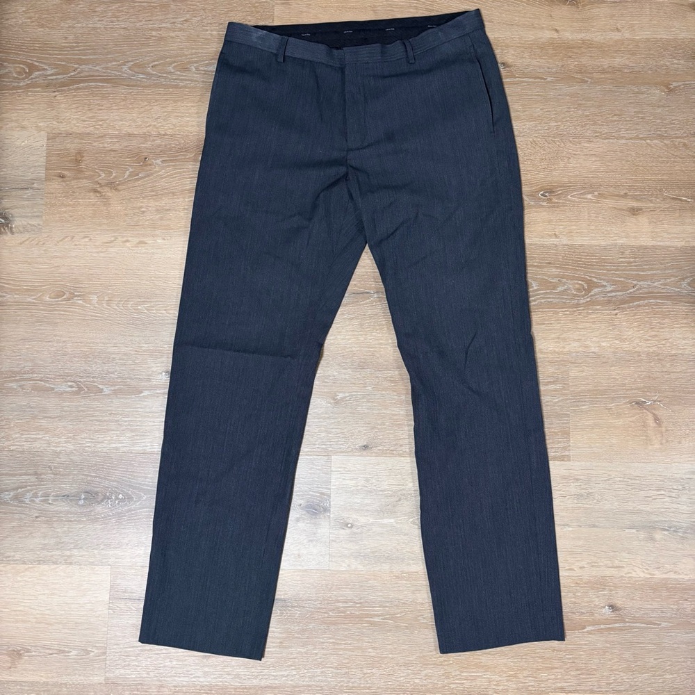 Calvin Klein Dress Pants Men’s 34x32 Gray Flat Front Infinite Cool Non Iron